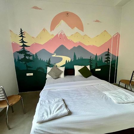 Joey'S Homestay Risikés Kültér fotó